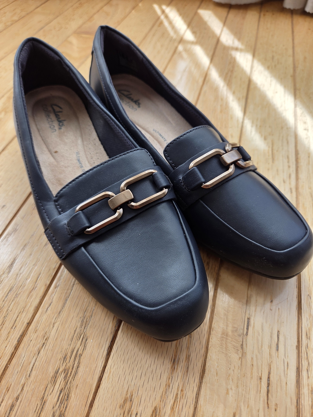 Clarks Juliet Echo Navy Leather Loafer